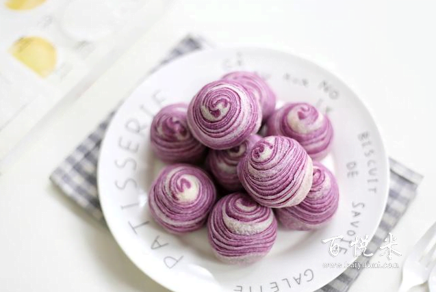 色香味俱全的紫薯螺旋酥，一点也不输给外面买的烘焙料理